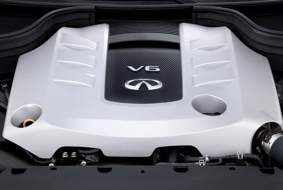  Infiniti EX30d GT 2011 года  (фото 7 из 10)